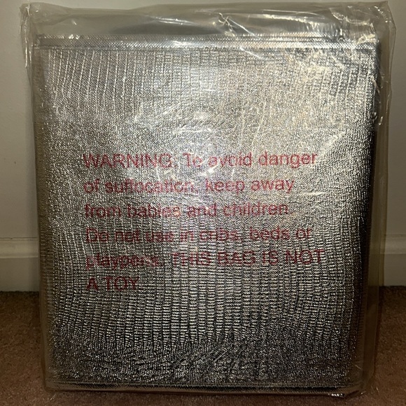 Joy Mangano Silver Double Sided Zip Up Garment Bag NWT - Picture 3 of 3